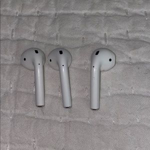 Authentic Apple AirPods (2 Left) (1 Right)